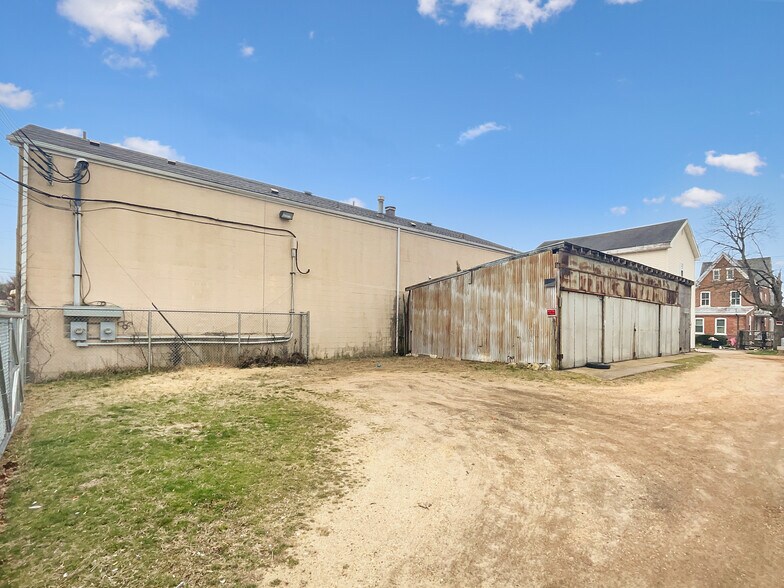 More Photos Of 608 N High St, Millville Medical For Lease