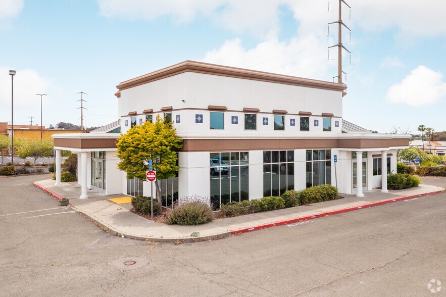 More Photos Of 1178 Admiral Callaghan Ln, Vallejo Bank For Lease