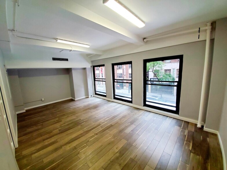 More Photos Of 13 E 37th St, New York Office Residential For Sale