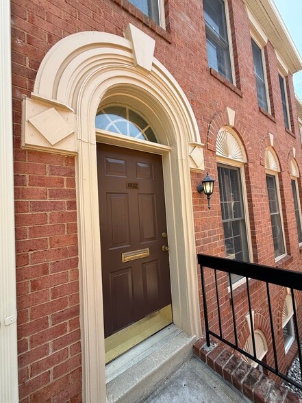 More Photos Of 10615 Judicial Dr, Fairfax Office For Sale