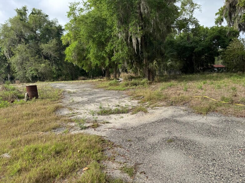 More Photos Of 752 County Rd 426, Oviedo Land For Lease