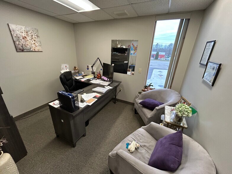 More Photos Of 319A Southbridge St, Auburn Office For Lease