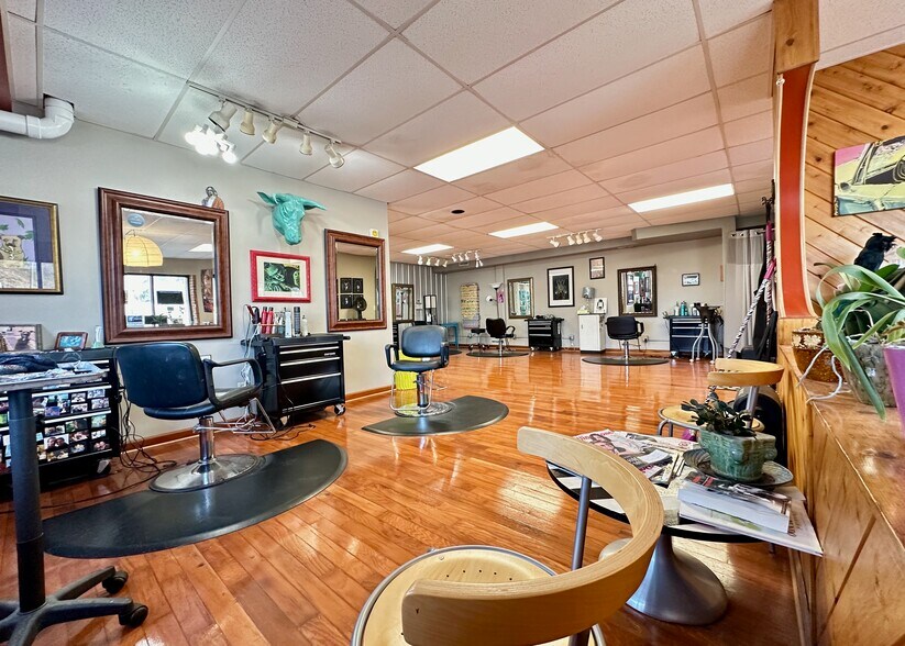 More Photos Of 3928 Dayton Blvd, Chattanooga Storefront For Sale