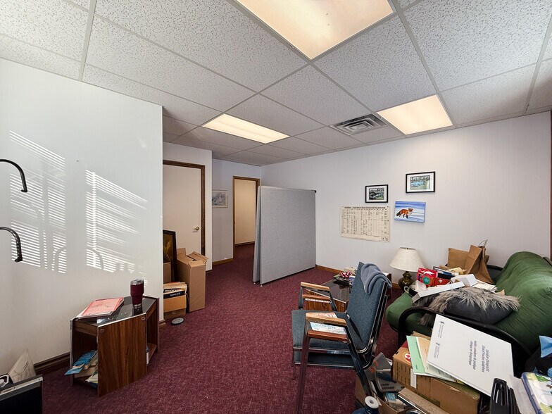 More Photos Of 310 First St, Midland Office For Lease