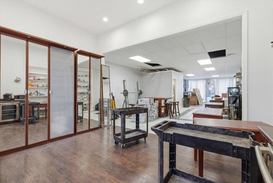 More Photos Of 2600-2602 Brownsville Rd, Pittsburgh Storefront Retail Residential For Sale