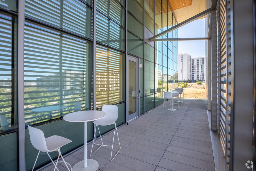 More Photos Of 9310 Athena Cir, La Jolla Research And Development For Lease