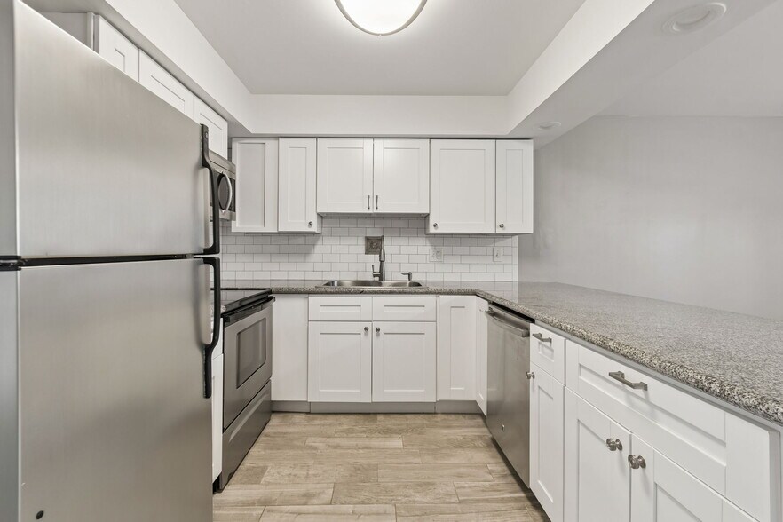 More Photos Of 4209 1/2 W North a St, Tampa Apartments For Sale