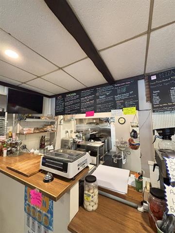 More Photos Of 44 US Route 4, Bridgewater Corners Freestanding For Sale