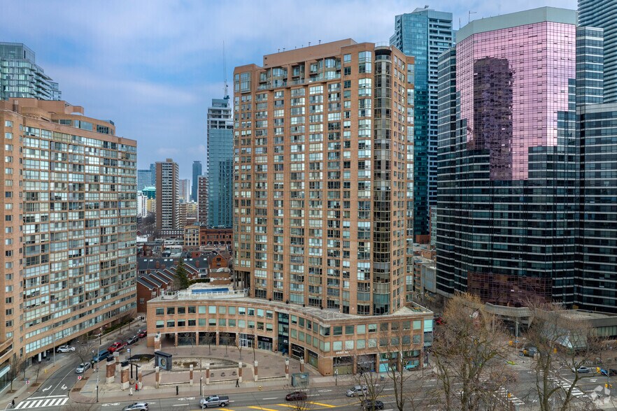 More Photos Of 1033 Bay St, Toronto Apartments For Lease