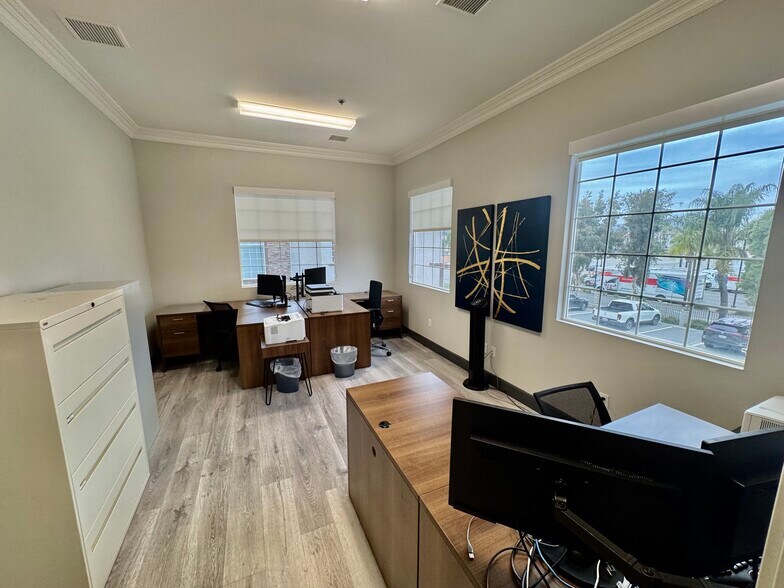 More Photos Of 25096 Jefferson Ave, Murrieta Medical For Sale