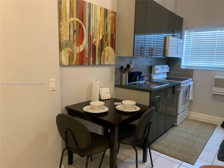 More Photos Of 1105 NE 119th St, Biscayne Park Apartments For Sale