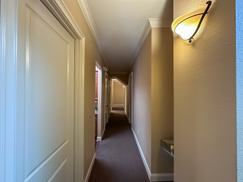 More Photos Of 1611 Harden Blvd, Lakeland Office For Lease