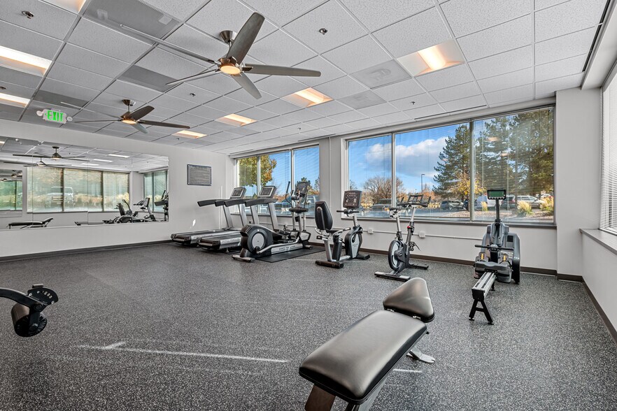 More Photos Of 640 Plaza Dr, Highlands Ranch Medical For Lease