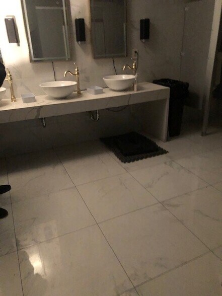 More Photos Of 1363-1372 Utica Ave, Brooklyn Storefront Retail Office For Lease