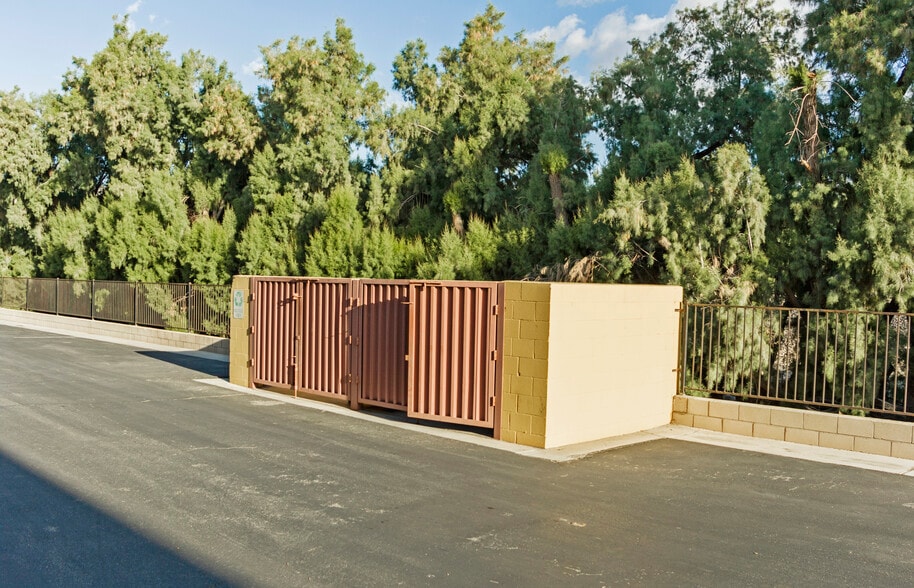 More Photos Of 78078 Country Club Dr, Bermuda Dunes Unknown For Lease