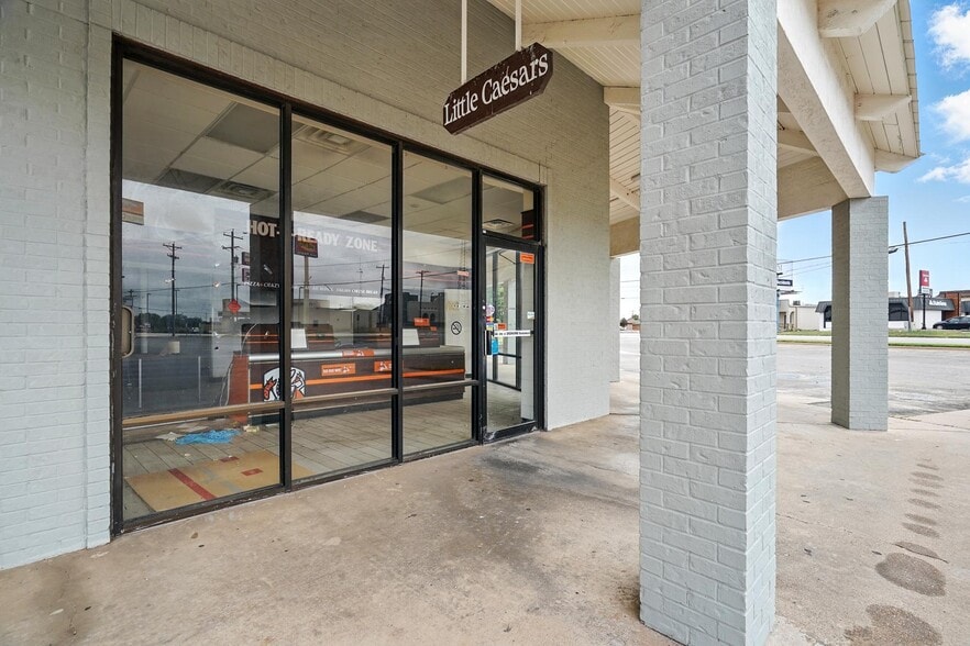 More Photos Of 4102 Buffalo Gap Rd, Abilene Unknown For Lease