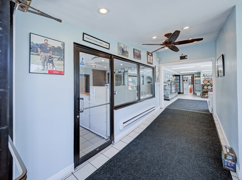 More Photos Of 929 NJ-12 Hwy, Frenchtown Flex For Sale