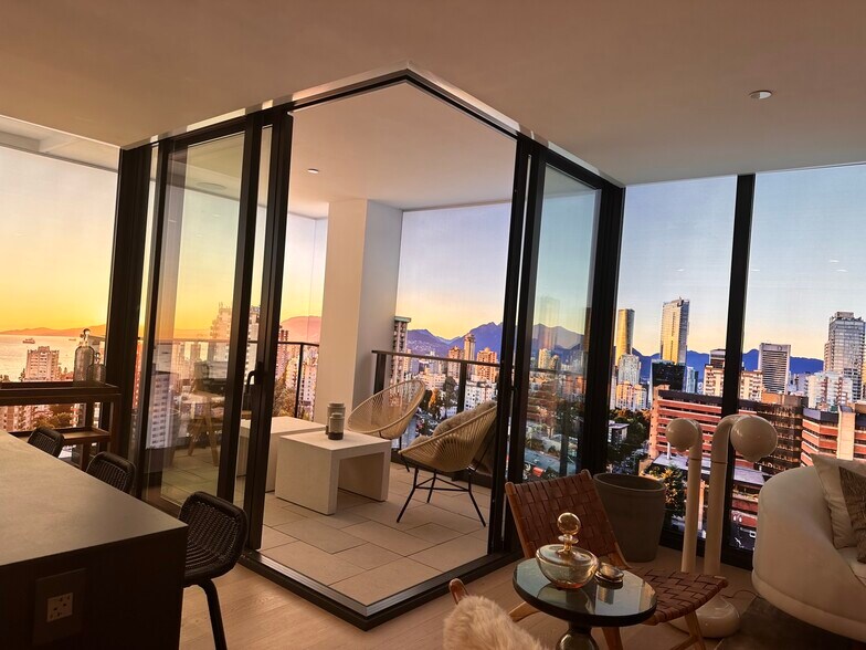 More Photos Of 955-995 Hornby St, Vancouver Apartments For Sale