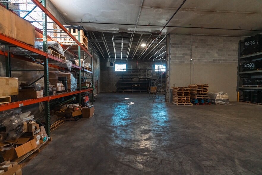More Photos Of 6701 Moravia Park Dr, Baltimore Warehouse For Lease