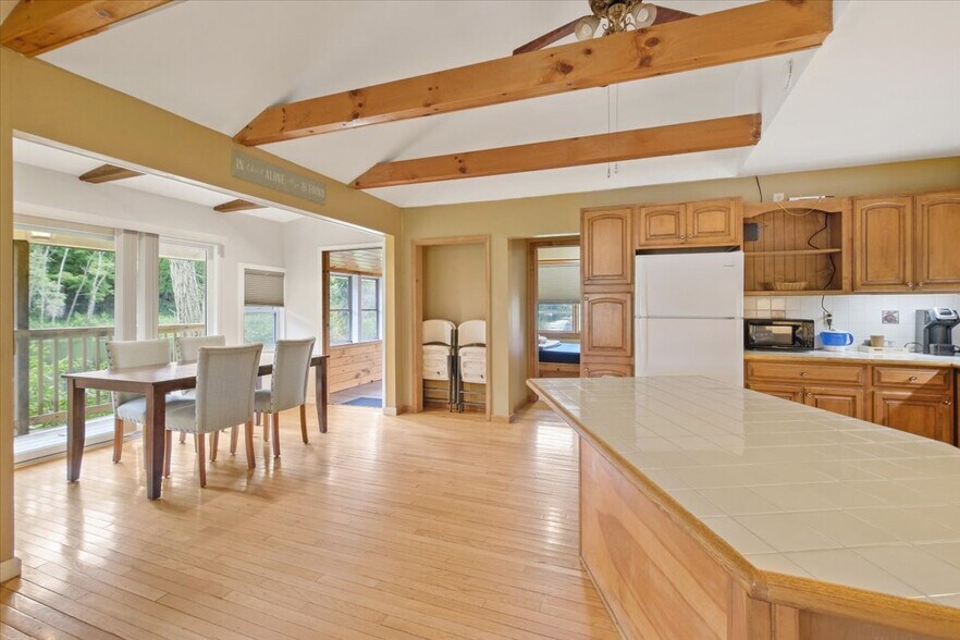 More Photos Of 64 White Dr, Milan Specialty For Sale