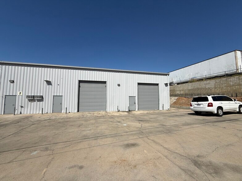 More Photos Of 9364 Jamacha Rd, Spring Valley Manufacturing For Lease