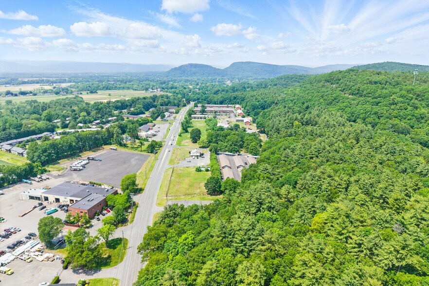 More Photos Of 5 Clark Mountain Rd, Sunderland Land For Lease