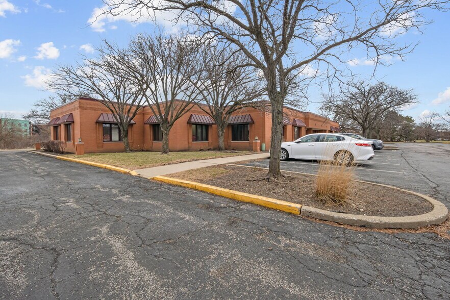 Primary Photo Of 1477 Barclay Blvd, Buffalo Grove Office For Sale