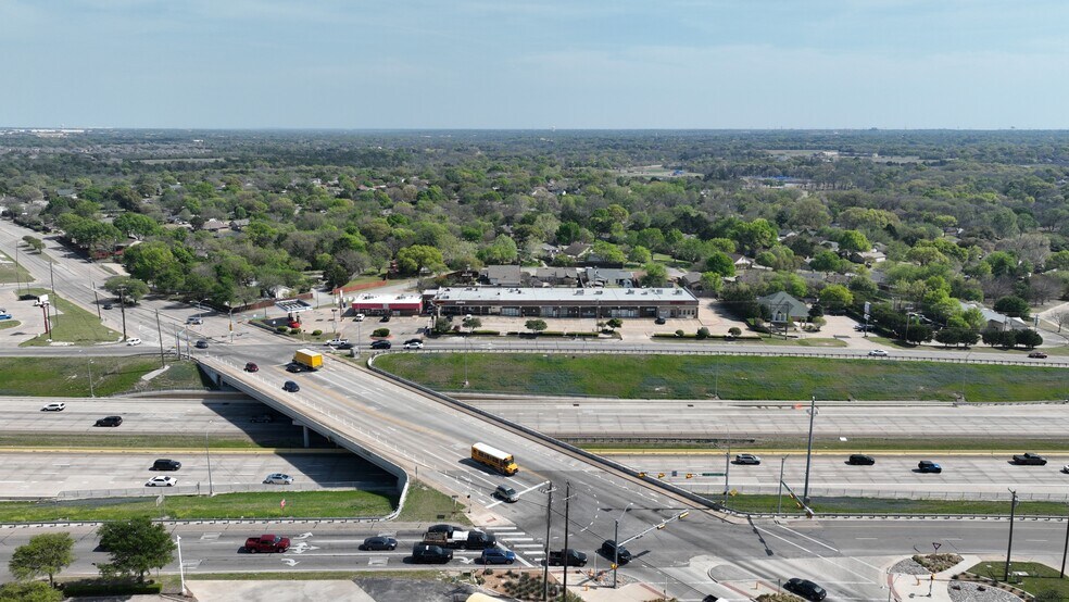 More Photos Of 434-450 E Highway 67, Duncanville General Retail For Sale