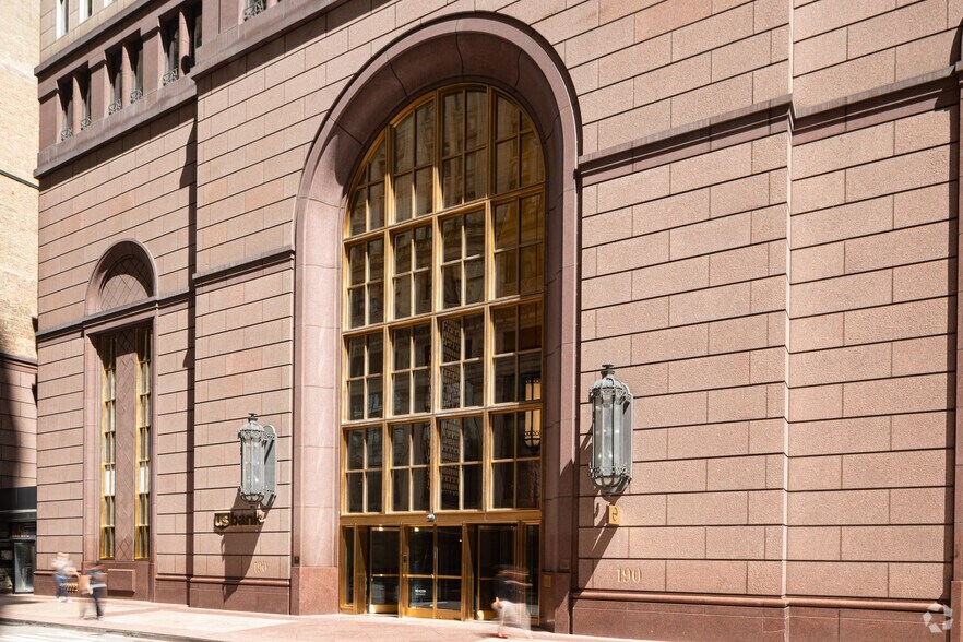 More Photos Of 190 S La Salle St, Chicago Office For Lease