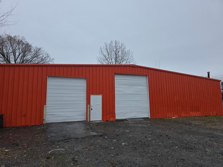 Primary Photo Of 2839 Sparta Ave, Charlotte Warehouse For Lease