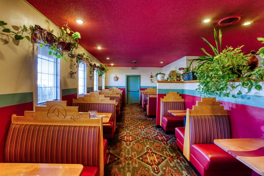 More Photos Of 410 Yakima Valley Hwy, Sunnyside General Retail For Sale