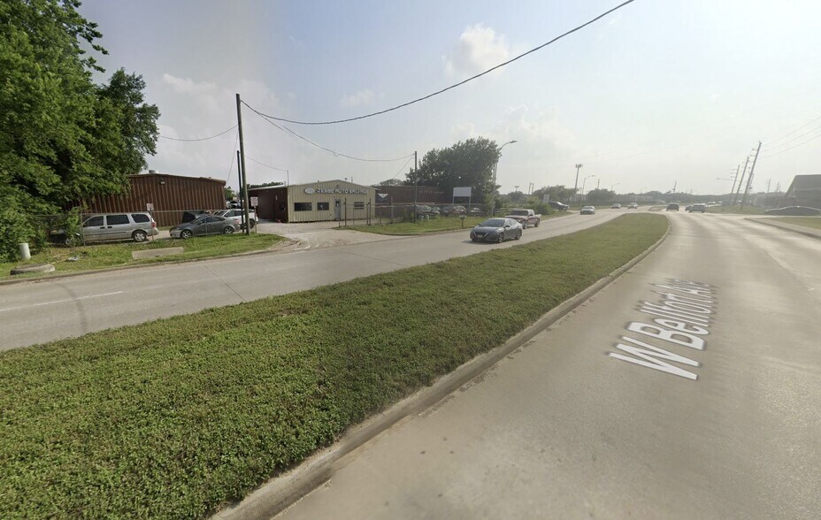 More Photos Of 16337 W Bellfort St, Sugar Land Land For Sale