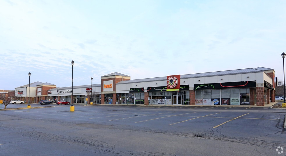 More Photos Of 1267-1279 Rickert Dr, Naperville Storefront For Lease
