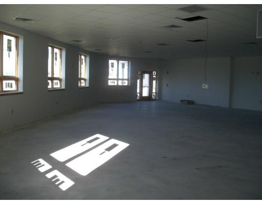 More Photos Of 90 Stevens St, Taunton Office For Sale