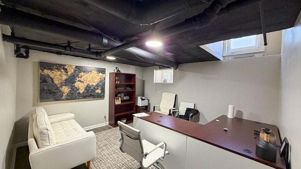 More Photos Of 2100 Auburn Ave, Cincinnati Office For Sale