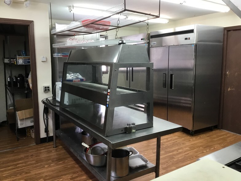 More Photos Of 27 E Main St, Ware Shoals Restaurant For Sale