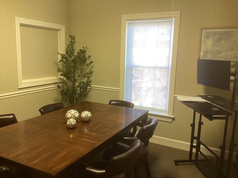 More Photos Of 2990 Bethesda Pl, Winston-Salem Office For Sale