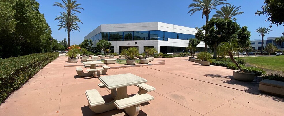 More Photos Of 495 E Rincon St, Corona Office For Lease