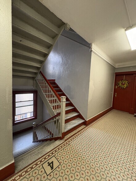 More Photos Of 550 W 180th St, New York Apartments For Sale