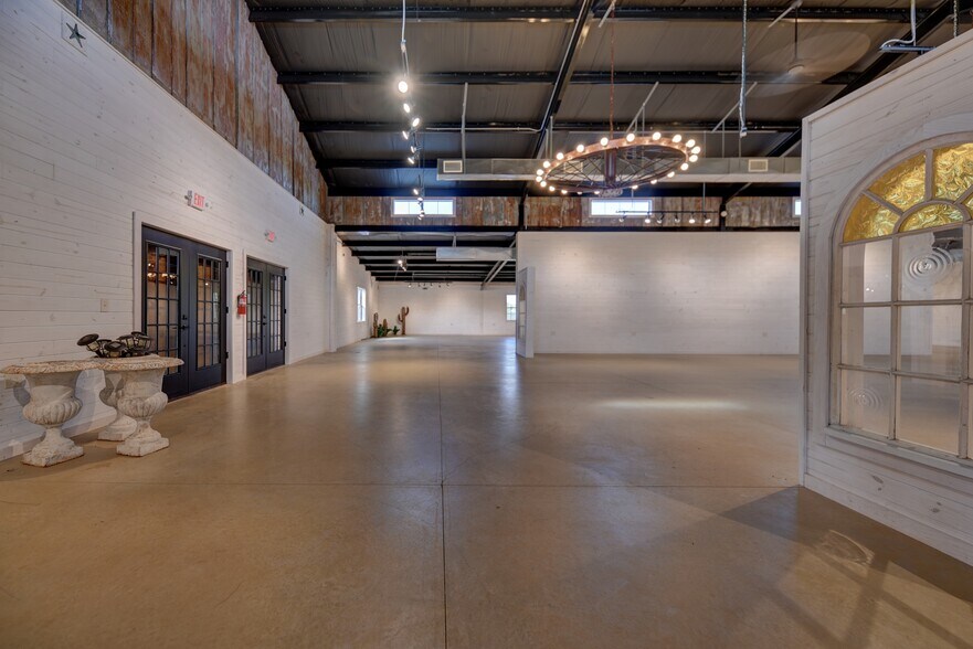 More Photos Of 2260 Texas 237, Round Top Warehouse For Lease