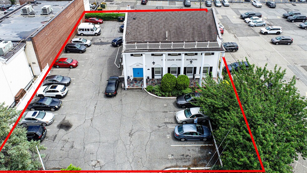 More Photos Of 354 State St, Hackensack Medical For Sale