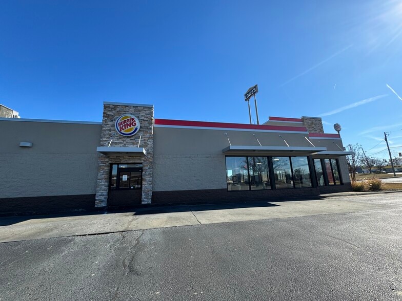 More Photos Of 1701 Fulton Rd, Fultondale Fast Food For Sale