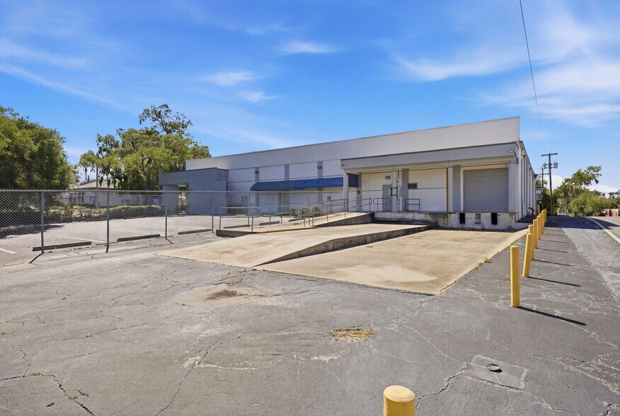 More Photos Of 433 SW 10th St, Ocala Medical For Sale
