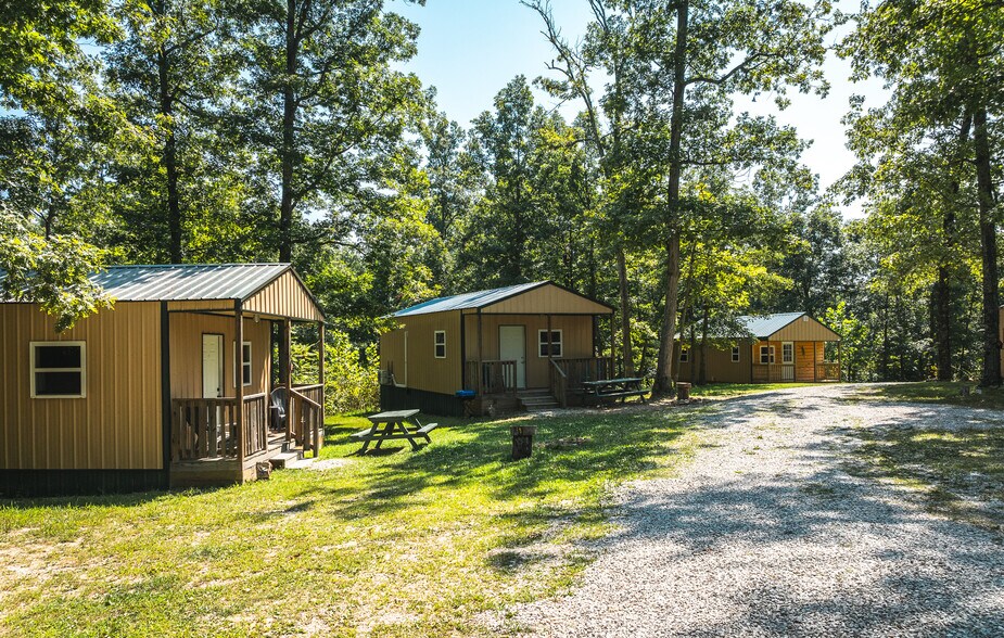 More Photos Of 11726 Highway K, Jadwin Hotel For Sale