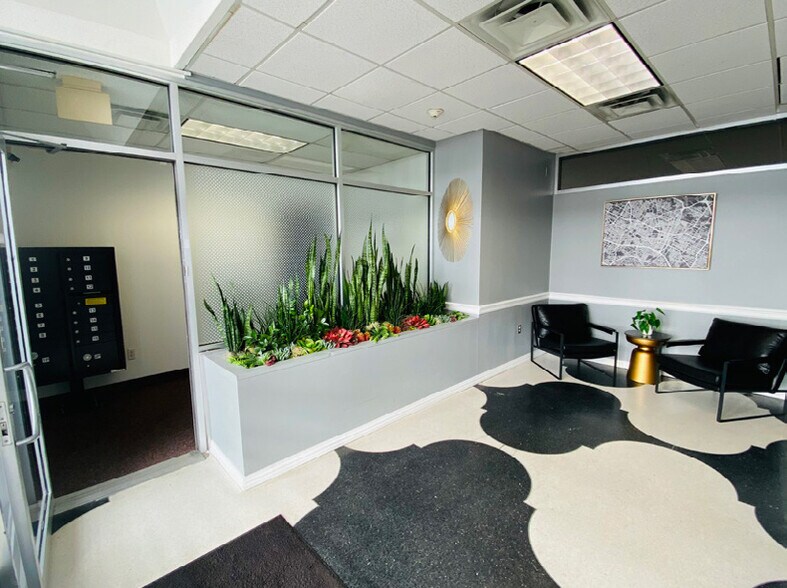 More Photos Of 814 San Jacinto Blvd, Austin Office For Lease