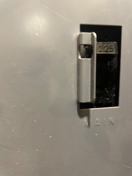 More Photos Of 401 N Limit St, Lincoln Freestanding For Sale