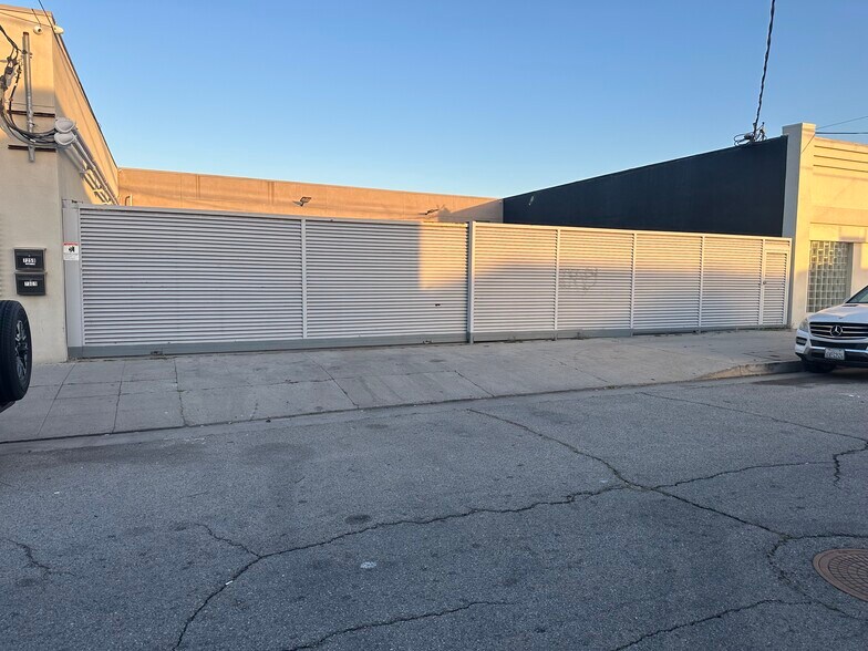 More Photos Of 7255 Atoll Ave, North Hollywood Manufacturing For Lease