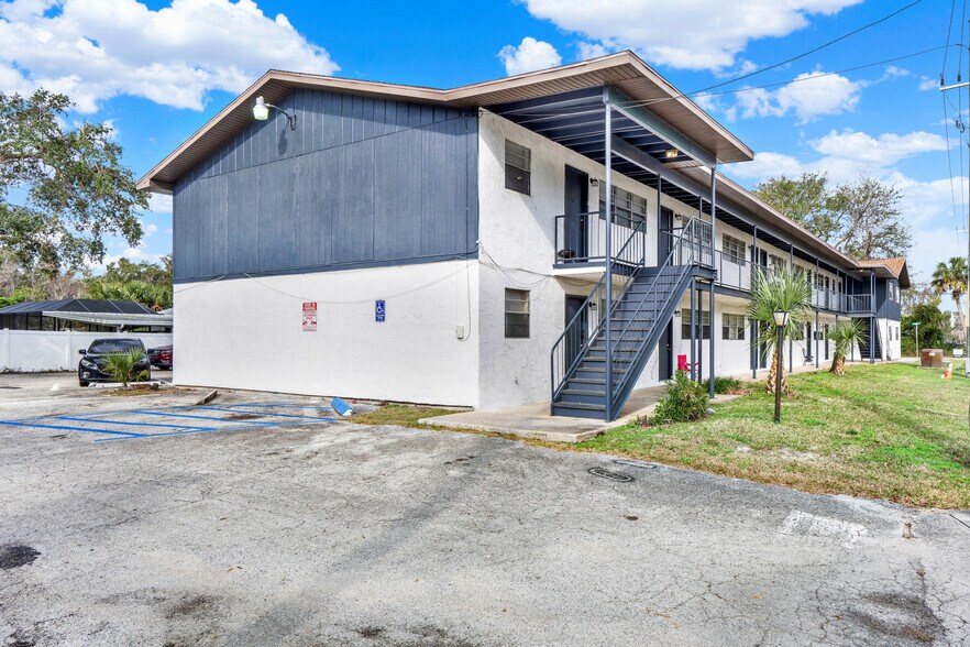 More Photos Of 450 Tomoka Ave, Ormond Beach Apartments For Sale