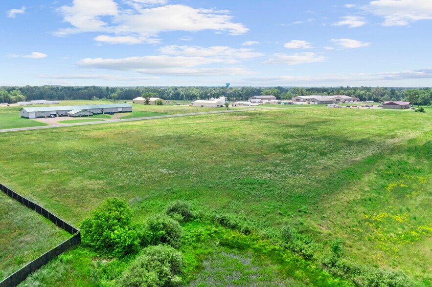 More Photos Of 900 N Industrial Rd, Mora Land For Sale