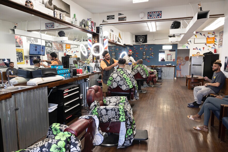 More Photos Of 4625 E Broadway Blvd, Tucson Storefront Retail Office For Lease